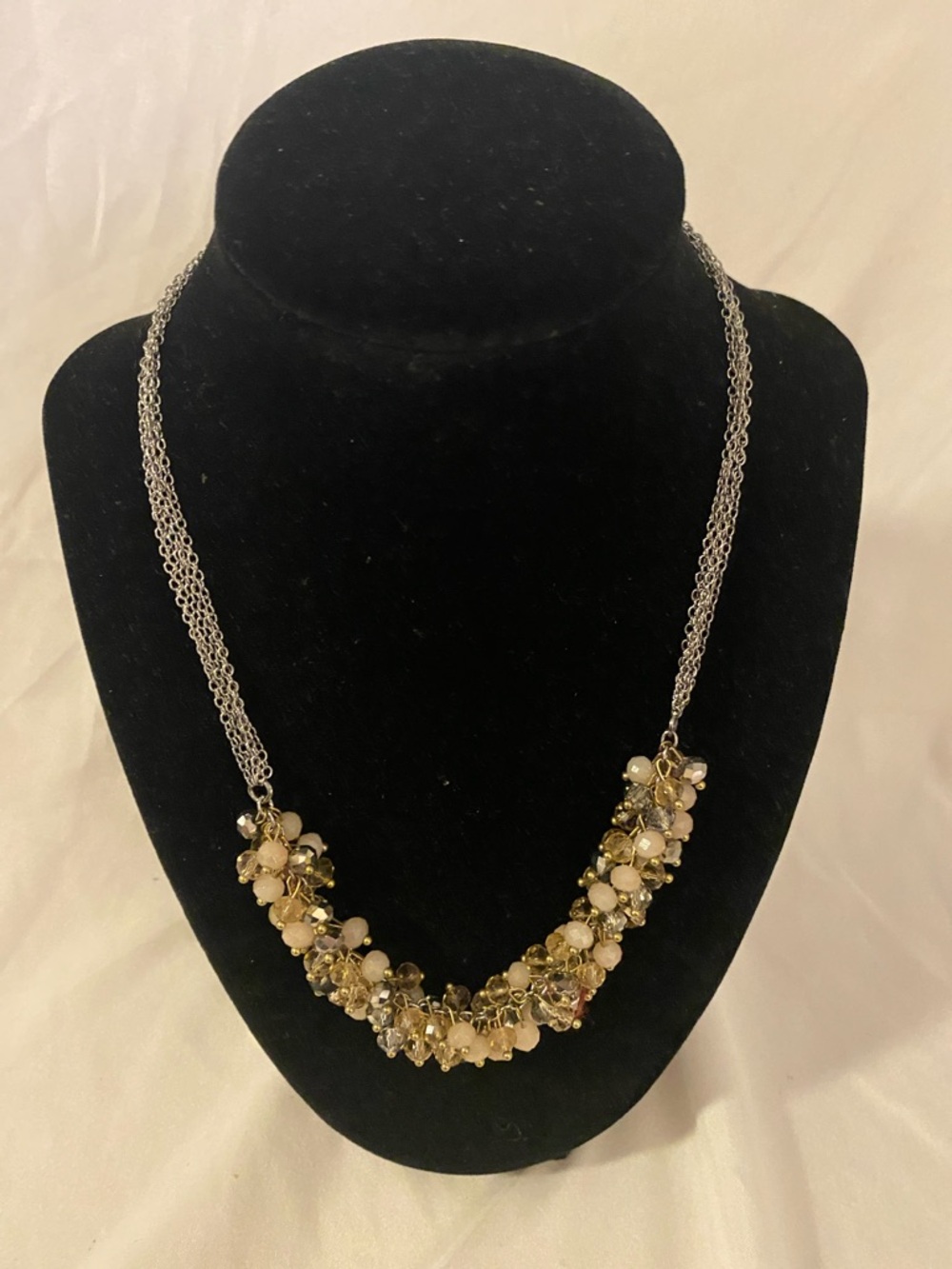 Vera Wang Peach and Gold Cluster Necklace